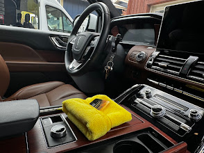 Lincoln interior after a full interior detailing service